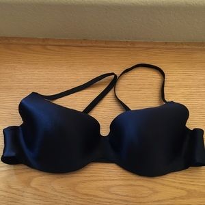Victoria’s Secret bra 38C